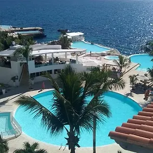 https://the-million-view-room.greaterantilleshotels.net